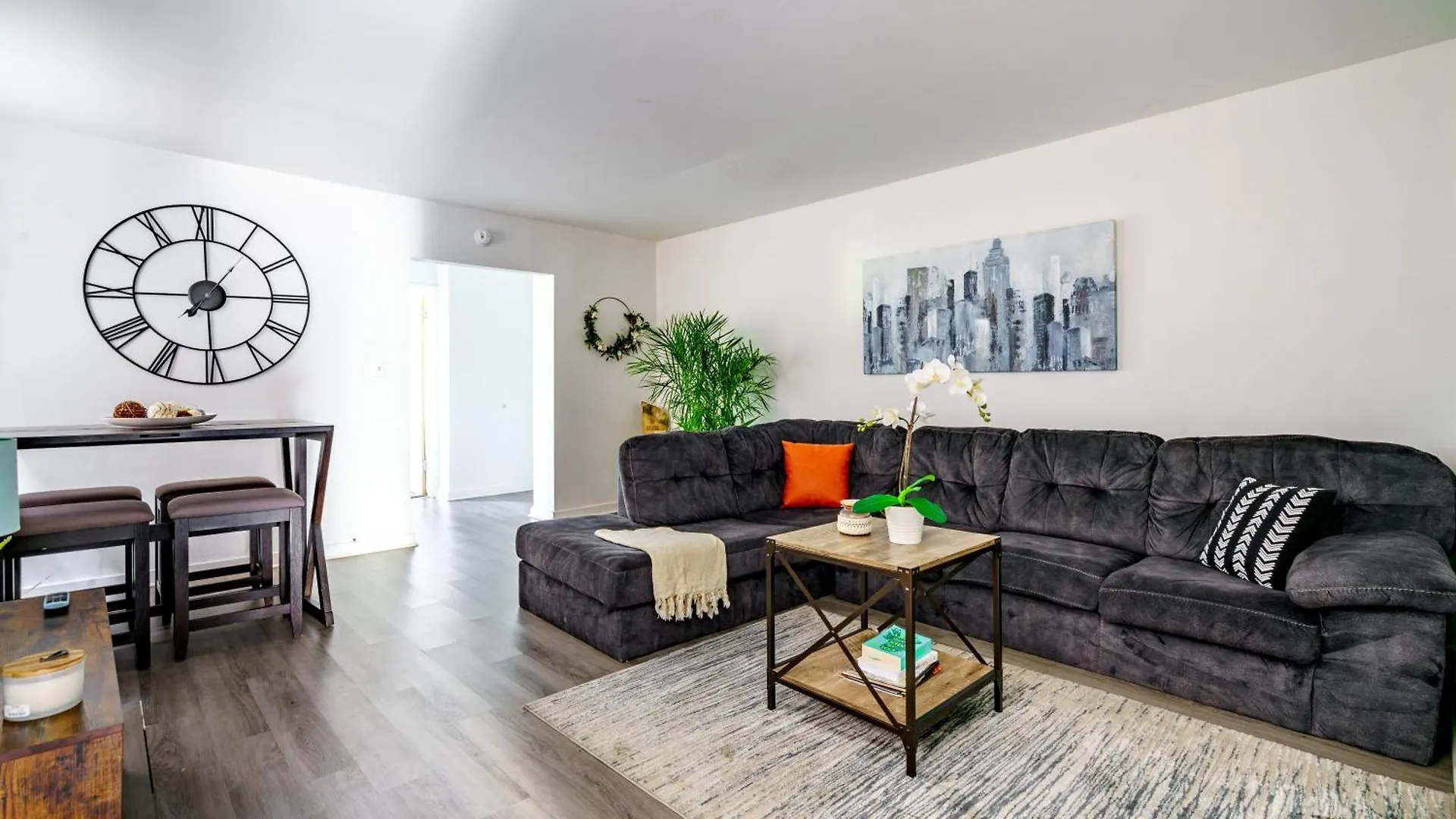 Short North Convention Private Parking Pets Apartment Columbus